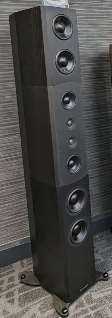 Bryston Middle T10 Line Array Floorstanding Speakers (Pair)
