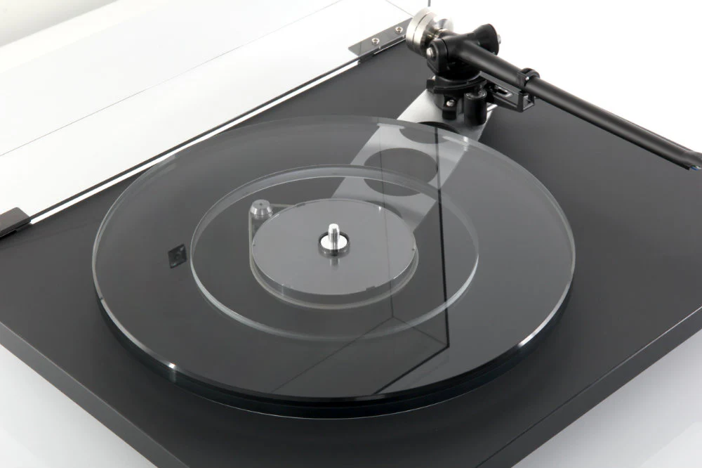 Rega Planar 6 Turntable - Image 5