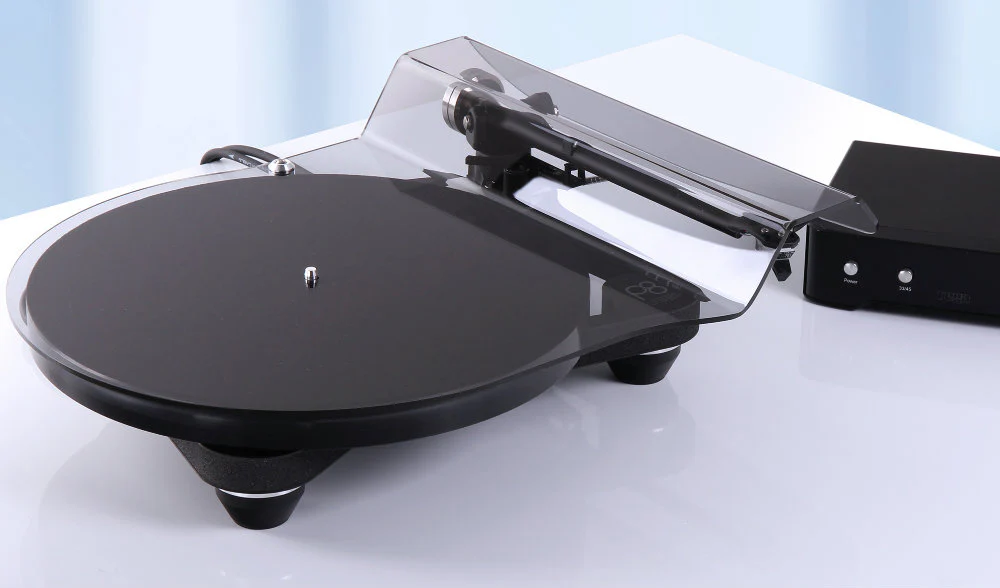 Rega Planar 8 Turntable - Image 7